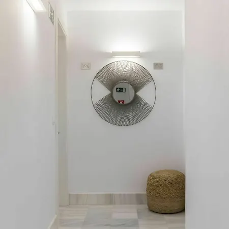 Apartahotel Shine Alcaiceria Granada