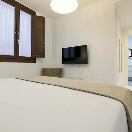Shine Alcaiceria Apartahotel 4*